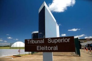 TSE proíbe candidato de impulsionar link com o nome de adversário