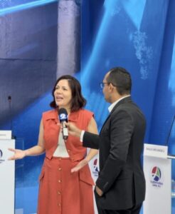 Flávia Alves defende transformação da rede básica de saúde durante debate
