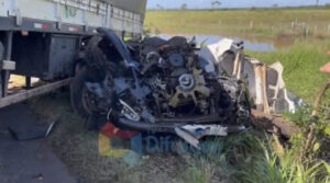 Grave acidente na BR 135, próximo de São Mateus entre três carretas, deixa mortos e feridos