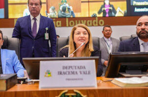 “Essa é uma vitória de todos nós!”, diz Iracema Vale após ser reeleita por unanimidade para presidir a Assembleia Legislativa do Maranhão