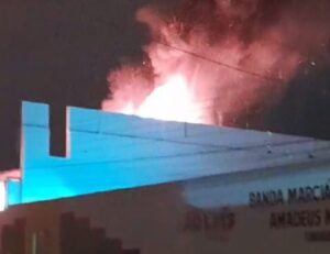 Escola em São Luís é parcialmente destruída por incêndio sem vítimas
