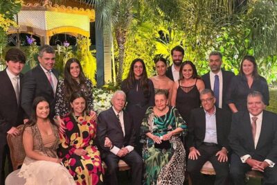 Festa de comemoração dos 94 anos do Sarney reúne elite dos três Poderes em Brasília
