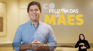 Ministro André Fufuca presta homenagens para as Mães Maranhenses
