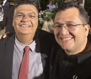 Prefeito Flávio Amorim participa de jantar em homenagem a Flávio Dino em Brasília