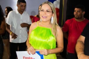BOMBA BOMBA: Justiça afasta prefeita de Santa Luzia por desvio de 63 milhões de reais