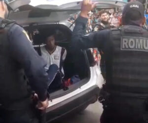 Cobrador é esfaqueado após proibir carona para adolescente em ônibus no terminal da Cohab