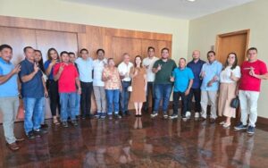 Antônio Diretor, do PL, vice-prefeito de Barreirinhas, abandona Dr. Amílcar e declara apoio a Vinícius Vale