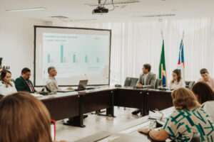 Secretário Tiago Fernandes apresenta relatório da Saúde na Assembleia Legislativa