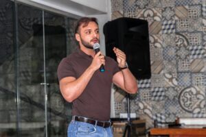 Pesquisa Exata fura os Pneus do prefeito de Santa Inês na rejeição