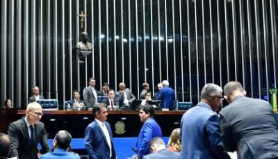 Senado aprova PEC que criminaliza porte de qualquer quantidade de droga