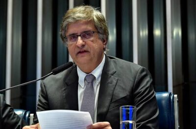 Procurador-Geral da República Contesta Decisão de Ministro que Penaliza Professores no Maranhão