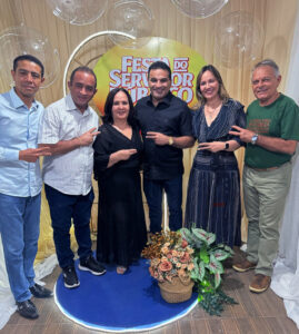 Ao lado de Belezinha, Aluízio Santos prestigia a grande festa do servidor que movimentou Chapadinha e a região do Baixo Parnaíba