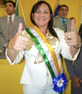 Ex-prefeita é condenada por prejuízo de mais de meio milhão