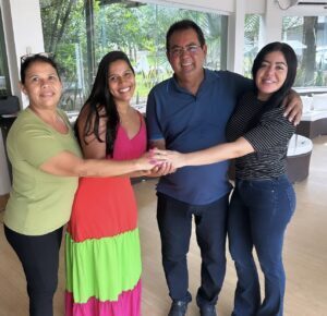 uma brincadeira de amigos que se transforma num Grande projeto político, Jovem Adriana Fernandes Anuncia Pré-candidatura a vereadora em presidente Dutra