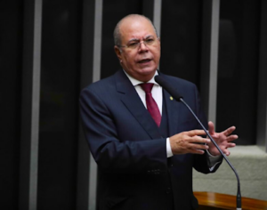 Hildo Rocha defende derrubada do veto da lei do estado democrático para punir pessoas que criam fakes