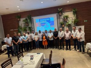 Prefeito Zé Martinho lança candidatura à presidência da Famem em evento com 49 prefeitos