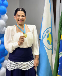 Deputada Solange Almeida é homenageada com a medalha 14 de Março durante as comemorações pelos 57 anos de Santa Inês*