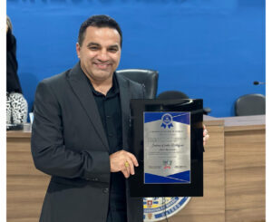 Mais um prêmio de reconhecimento: Josimar recebe título de cidadão estreitense aprovado por unanimidade pela Câmara de Vereadores