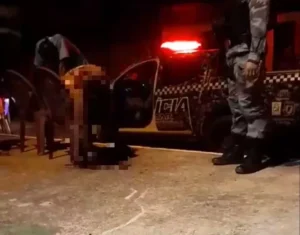 Mulher é assassinada a tiros enquanto conversava perto de casa em Parnaíba