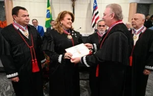 Tribunal de Justiça do Maranhão realiza sessão de diplomação da desembargadora Graça Amorim