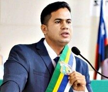 MP desmascara esquema de rachadinha com suposta amante de prefeito de Rosário