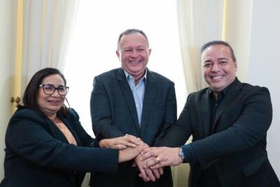 “Tá ganhando muito dinheiro para fazer obras aqui.” Dispara Paula da Pindoba sobre os contratos e as inaugurações eleitorais de obras por Fred Campos em Paço