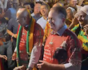 Agora lascou: Brandão ensina ministro da Cultura da Jamaica a dançar Bumba Meu Boi; confira no vídeo
