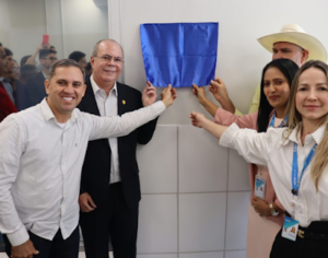 Agência da Caixa Econômica Federal é inaugurada em Amarante pelos superintendentes regionais, prefeito Vanderly e Hildo Rocha
