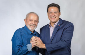 Felipe Camarão “manda recado” ao realizar agenda com presidente Lula em Brasília