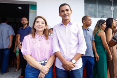 Em Urbano Santos, Iracema Vale comemora entrega de trecho da estrada que liga a cidade a Barreirinhas