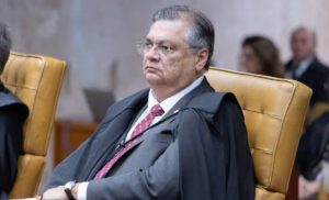 Dino manda CGU investigar municípios que mais receberam emendas