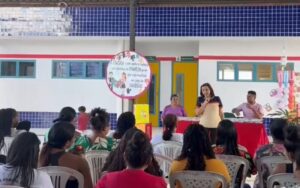 Ano letivo começa com visita da prefeita Valmira Miranda às escolas das zonas urbana e rural do município de Colinas
