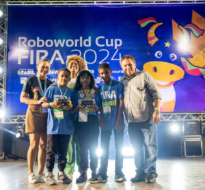 Deputado estadual Ariston participa de premiação da Copa do Mundo de Robótica, que teve estudantes de Santa Rita premiados