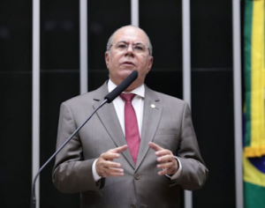 Hildo Rocha defendeu e ajudou aprovar lei que pune invasores de propriedades privadas