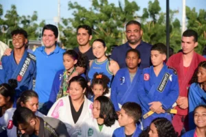 Paulo Victor e ministro André Fufuca visitam comunidades de São Luís