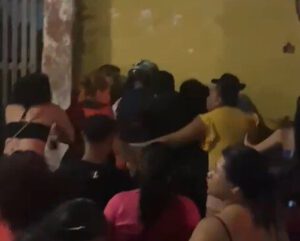 Confusão e pancadaria na porta do comitê de Dudu Diniz mancha campanha do candidato