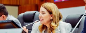Iracema Vale parabeniza Andreia Rezende pela eleição à Vice-Presidência da Assembleia