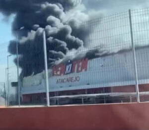 Urgente: Incêndio de grandes proporções destrói loja ‘Vem Ki Tem’