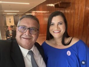 PAPA TUDO: Prefeita de Presidente Sarney nomeia marido como secretário interino de saúde