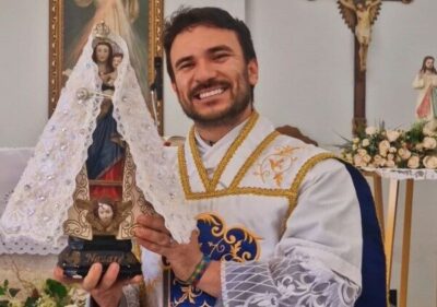 Padre famoso nas redes sociais morre após colidir moto em cavalo; religioso acumulava mais de 1 milhão de seguidores