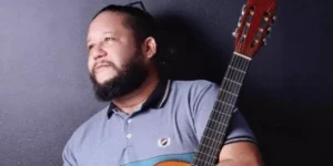 Morre aos 47 anos, o cantor maranhense Carlos Berg