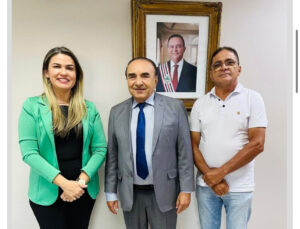Pré-candidata a prefeita de Pedreiras, a vereadora Katyane Leite agradece ao governador Carlos Brandão pela nomeação do esposo