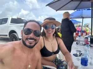 Após férias em Salinas com noiva, Prefeito Assis Ramos chega soltando os cachorros em sua equipe de governo.