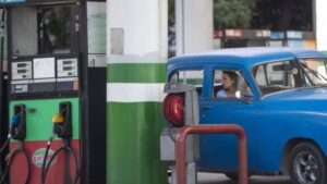 Eis a ditadura comunista de araque cubana!!! Cuba aumentará preço dos combustíveis em mais de 400% na sexta-feira