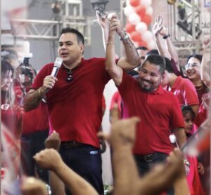 Joãozinho Pavão reúne multidão na maior convenção partidária da história de Santa Helena.