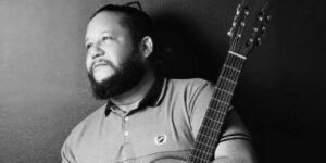 Morre, aos 47 anos, o cantor e compositor maranhense Carlos Berg