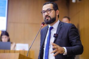 Vereador Wesley Sousa cumpre compromisso de campanha e anuncia doação de 30% do seu salário