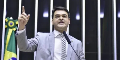 Projeto do Deputado Rubens Júnior prevê prisão para quem causar constrangimento a autoridade
