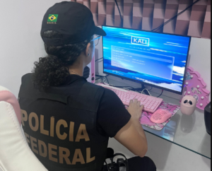 Polícia Federal realiza operação contra suspeito de compartilhar imagens de abuso sexual infanto-juvenil