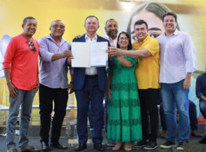 Governador empossa gestores e anuncia que número de escolas de tempo integral será dobrado